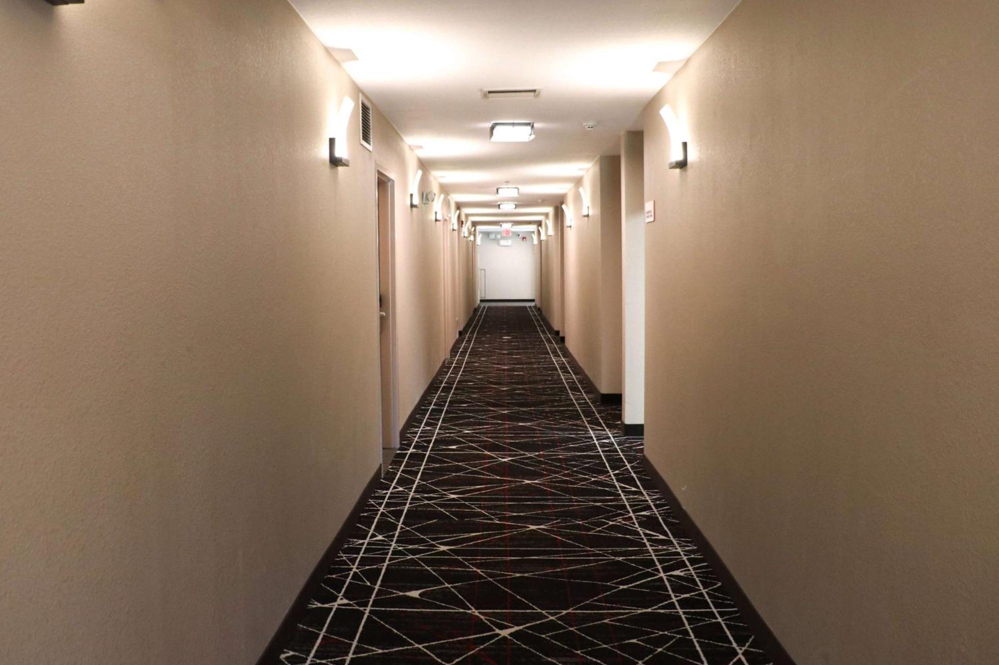 Ramada By Wyndham Del Rio Hotel Exterior photo